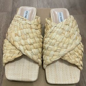 Brand NEW Steve Madden Marina Raffia Sandals SZ 10